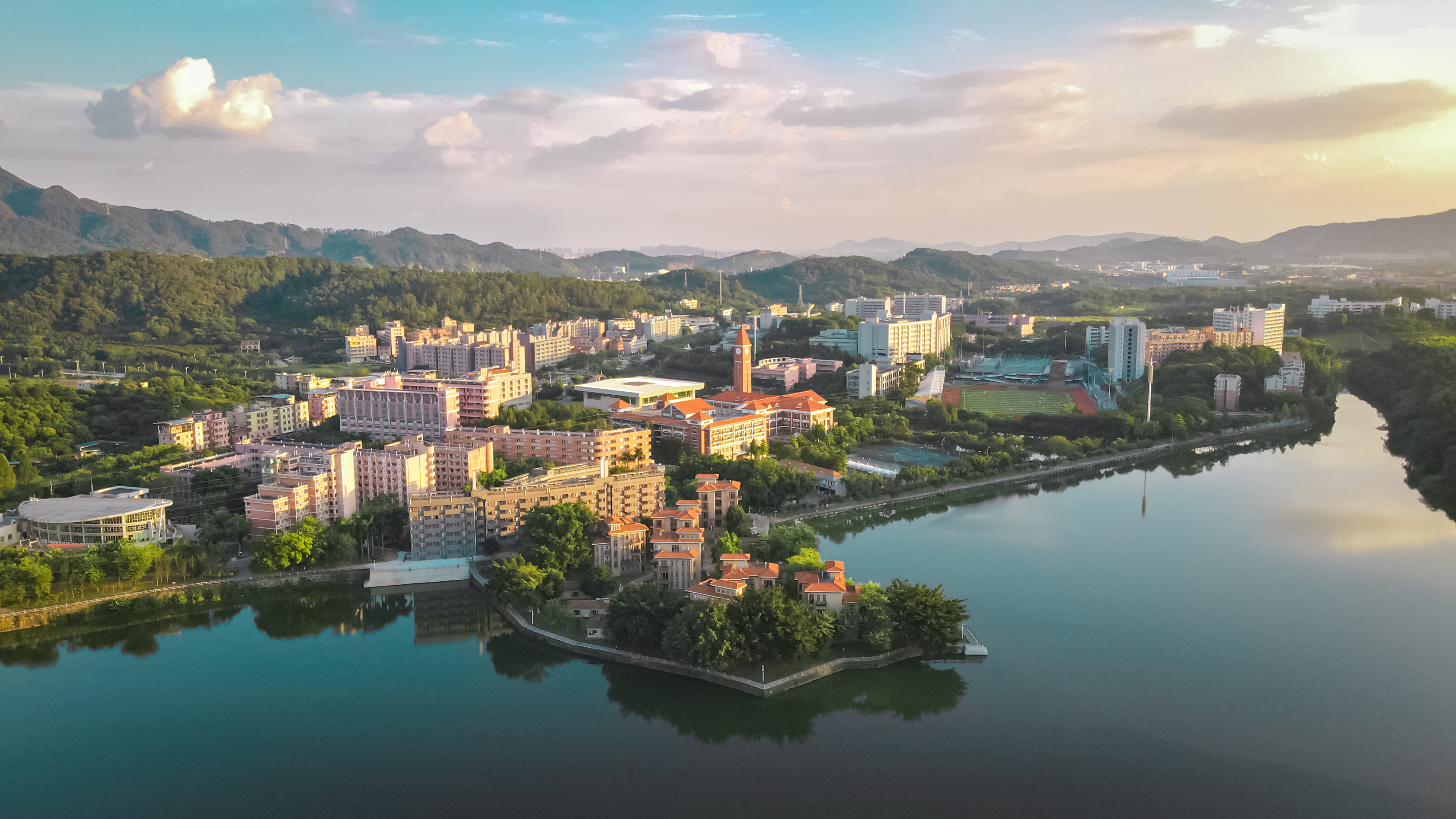 dji_fly_20240918_175700_173_1726653430463_photo (1).jpg